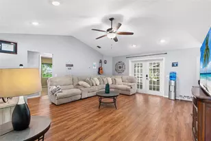 2861 Pondview Dr, Haines City, FL 33844 - Photo 8