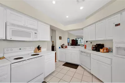 427 Enclave Place #427, Lakeland, FL 33803 - Photo 12