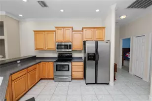 6756 HartsWorth Dr, Lakeland, FL 33813 - Photo 14