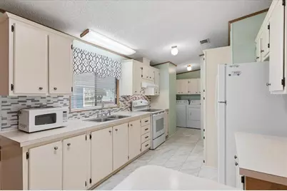 1798 Fox Hill Drive, Lakeland, FL 33810 - Photo 12