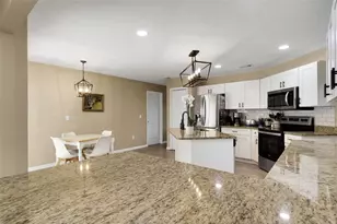 126 Woodside Dr, Lakeland, FL 33813 - Photo 12