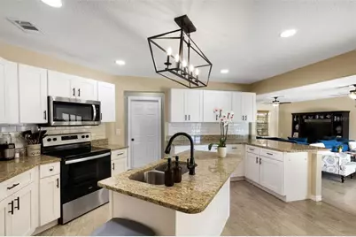 126 Woodside Drive, Lakeland, FL 33813 - Photo 14