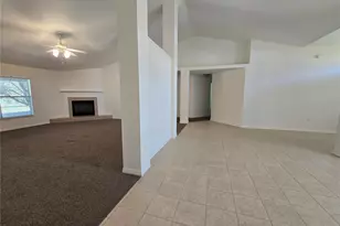 2081 Farrington Dr, Lakeland, FL 33809 - Photo 14