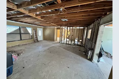 651 69th Avenue S, Saint Petersburg, FL 33705 - Photo 10