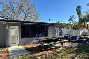 651 69th Ave S, Saint Petersburg, FL 33705 - Photo 14