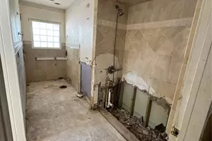 651 69th Ave S, Saint Petersburg, FL 33705 - Photo 8