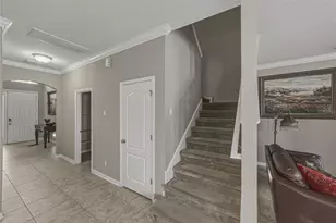 10661 Pictorial Park Dr, Tampa, FL 33647 - Photo 16