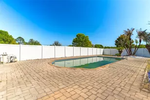 4006 Hollyhead Cir S, Lakeland, FL 33811 - Photo 32
