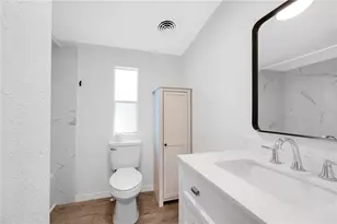 37135 Pauls Dr, Zephyrhills, FL 33541 - Photo 14