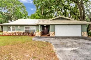 815 W Socrum Loop Rd, Lakeland, FL 33809 - Photo 1