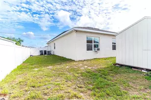 381 Begonia Ct, Poinciana, FL 34759 - Photo 20