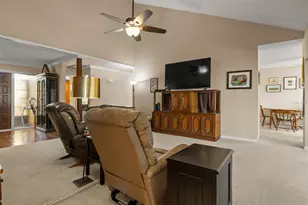 4365 Creekwood Ln, Mulberry, FL 33860 - Photo 8