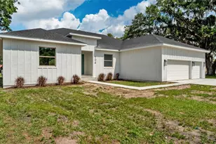 104 Thrasher Rd, Plant City, FL 33566 - Photo 2