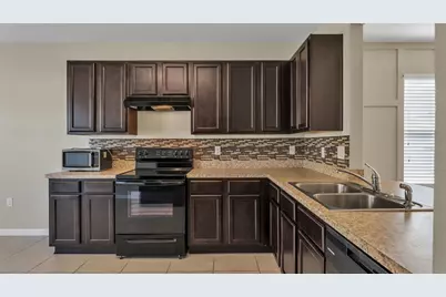 2162 Blue Highlands Drive, Lakeland, FL 33811 - Photo 6