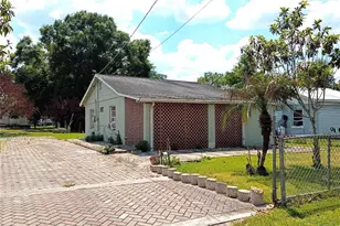 140 8th Eloise St, Winter Haven, FL 33880 - Photo 1