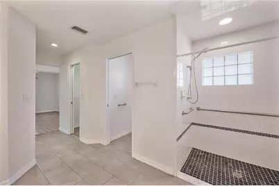 5711 Manchester Drive E, Lakeland, FL 33810 - Photo 30