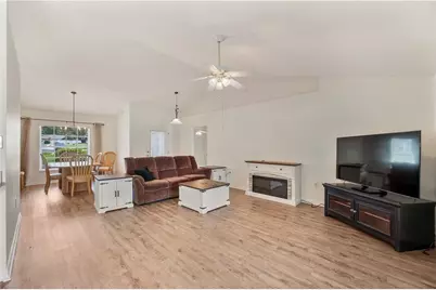 5711 Manchester Drive E, Lakeland, FL 33810 - Photo 12