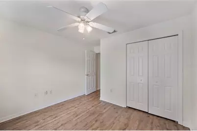 5711 Manchester Drive E, Lakeland, FL 33810 - Photo 24