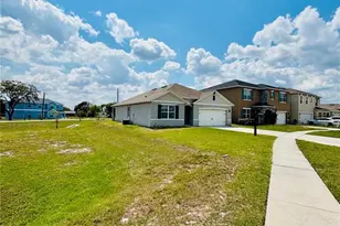352 Alexzander Way, Winter Haven, FL 33881 - Photo 4