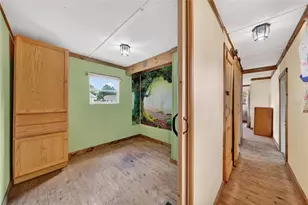 4710 Village Dr, Lakeland, FL 33811 - Photo 14