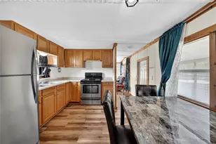 4710 Village Dr, Lakeland, FL 33811 - Photo 8