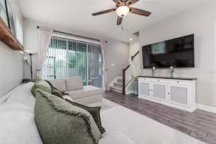 11670 Cambium Crown Dr, Riverview, FL 33569 - Photo 2