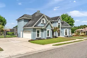 2542 Crews Lake Hills Loop S, Lakeland, FL 33813 - Photo 2