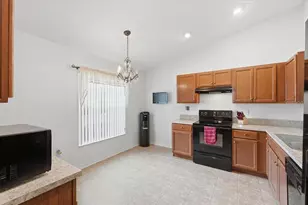 2940 Blackwater Creek Dr, Lakeland, FL 33810 - Photo 10