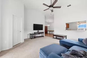 2940 Blackwater Creek Dr, Lakeland, FL 33810 - Photo 4