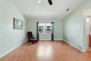 4825 Goldenview Ln, Lakeland, FL 33811 - Photo 4