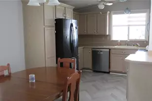 102 Newcastle Blvd, Haines City, FL 33844 - Photo 14