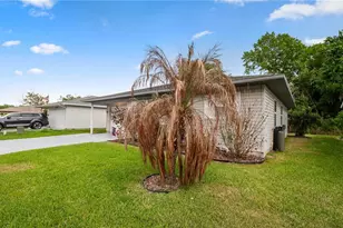 4954 Pleasant Hollow Trail, Lakeland, FL 33811 - Photo 6