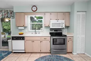 4954 Pleasant Hollow Trail, Lakeland, FL 33811 - Photo 16