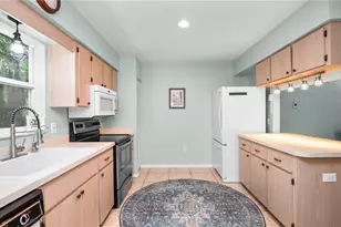 4954 Pleasant Hollow Trail, Lakeland, FL 33811 - Photo 12