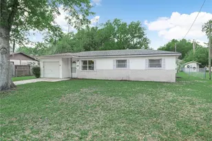 2805 Blain Acres Rd, Plant City, FL 33563 - Photo 1