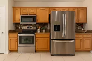 7018 Cascades Ct, Lakeland, FL 33813 - Photo 8
