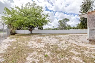 5847 Red Fox Dr, Winter Haven, FL 33884 - Photo 32