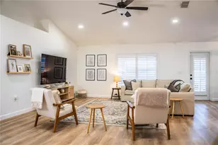 2730 Highlands Creek Dr, Lakeland, FL 33813 - Photo 8