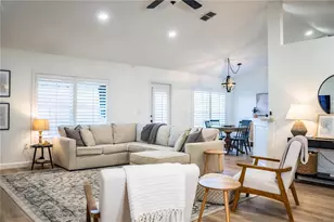 2730 Highlands Creek Dr, Lakeland, FL 33813 - Photo 10