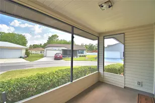 4828 Squire Hollow Dr, Lakeland, FL 33811 - Photo 6