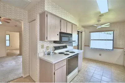 4828 Squire Hollow Drive, Lakeland, FL 33811 - Photo 18