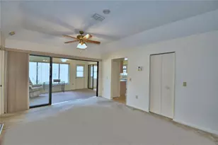 4828 Squire Hollow Dr, Lakeland, FL 33811 - Photo 12