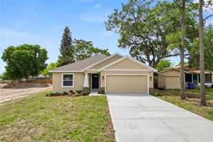 790 Eagle Ave E, Eagle Lake, FL 33839 - Photo 4