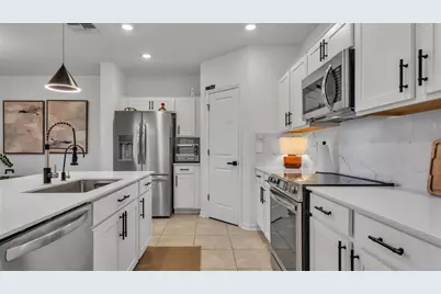 569 Reggie Road, Winter Haven, FL 33884 - Photo 6