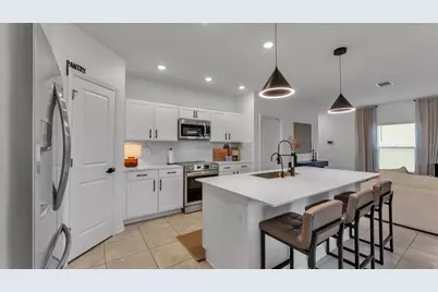 569 Reggie Road, Winter Haven, FL 33884 - Photo 8