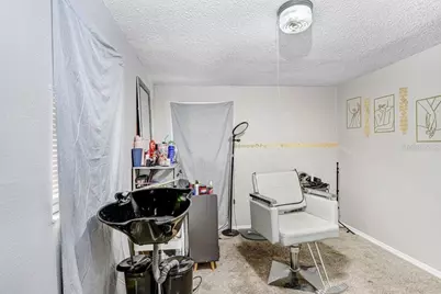 3611 E Clifton Street, Tampa, FL 33610 - Photo 12