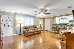 621 S Ingraham Ave, Lakeland, FL 33801 - Photo 2