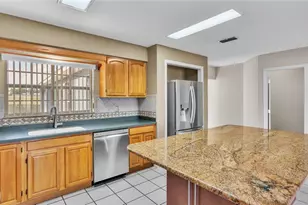 6110 Downing St, Dover, FL 33527 - Photo 4