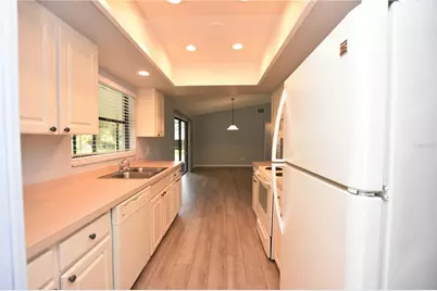 6305 Christina Groves Circle, Lakeland, FL 33813 - Photo 4