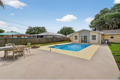 2609 Timbercreek Loop W, Lakeland, FL 33805 - Photo 2